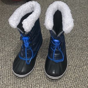 Sorel Kids Snow boots size 3